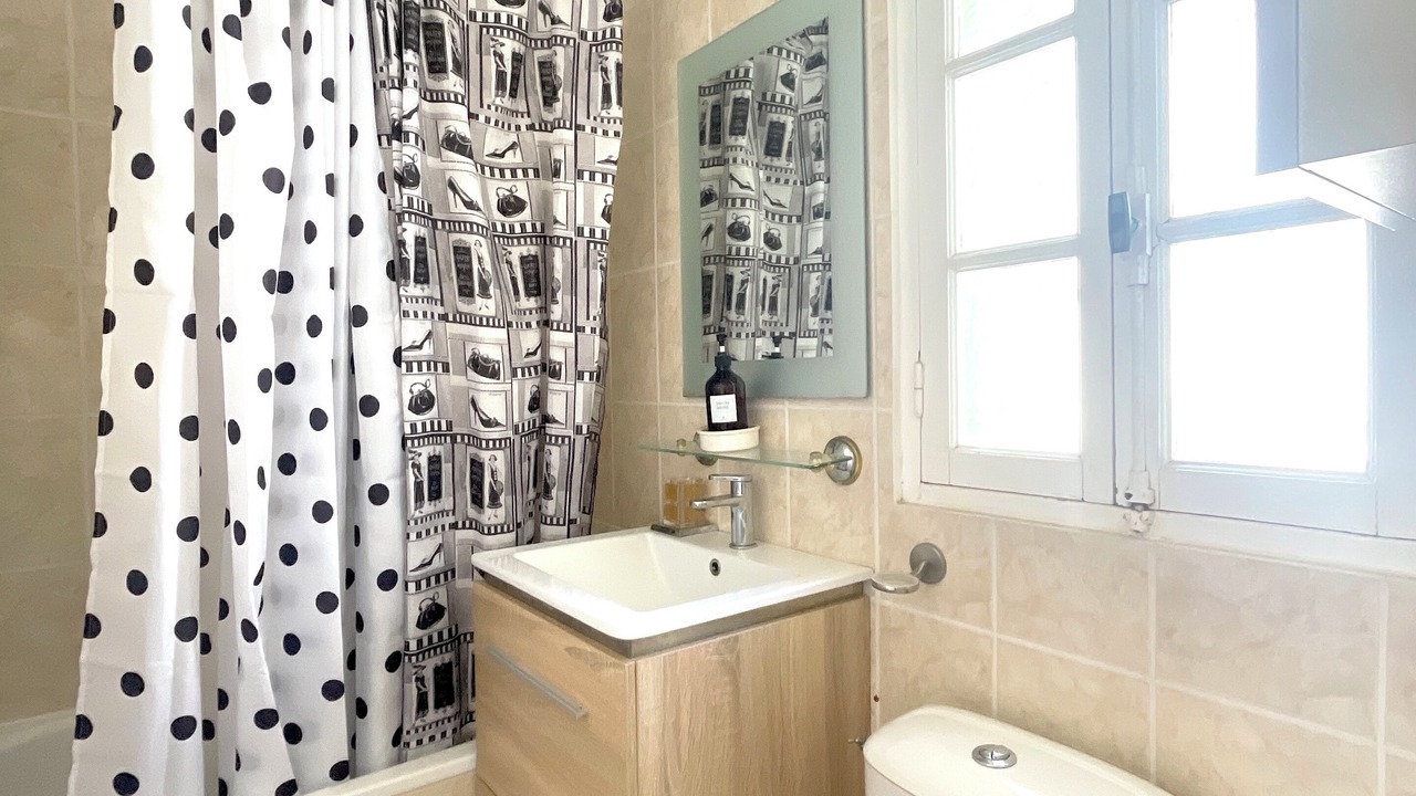 Photo of Bathroom in Collobrieres