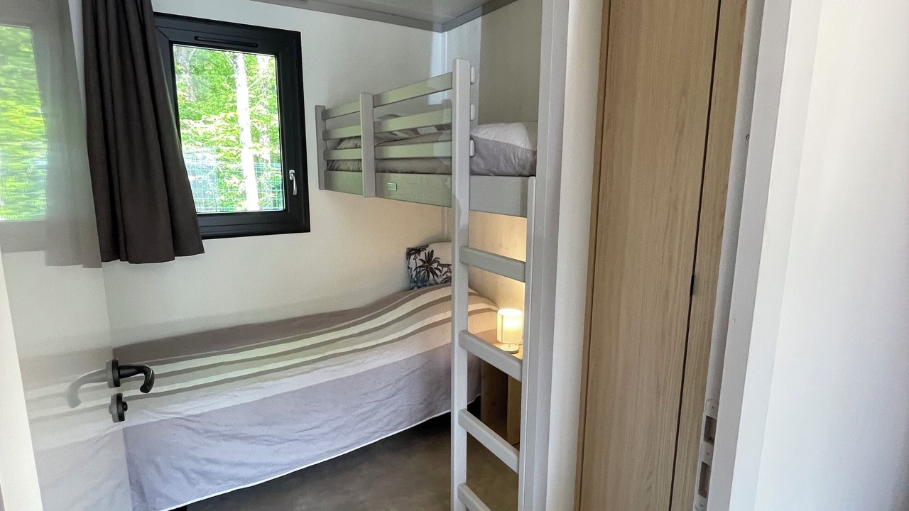 Photo of Bedroom in Giffaumont-Champaubert