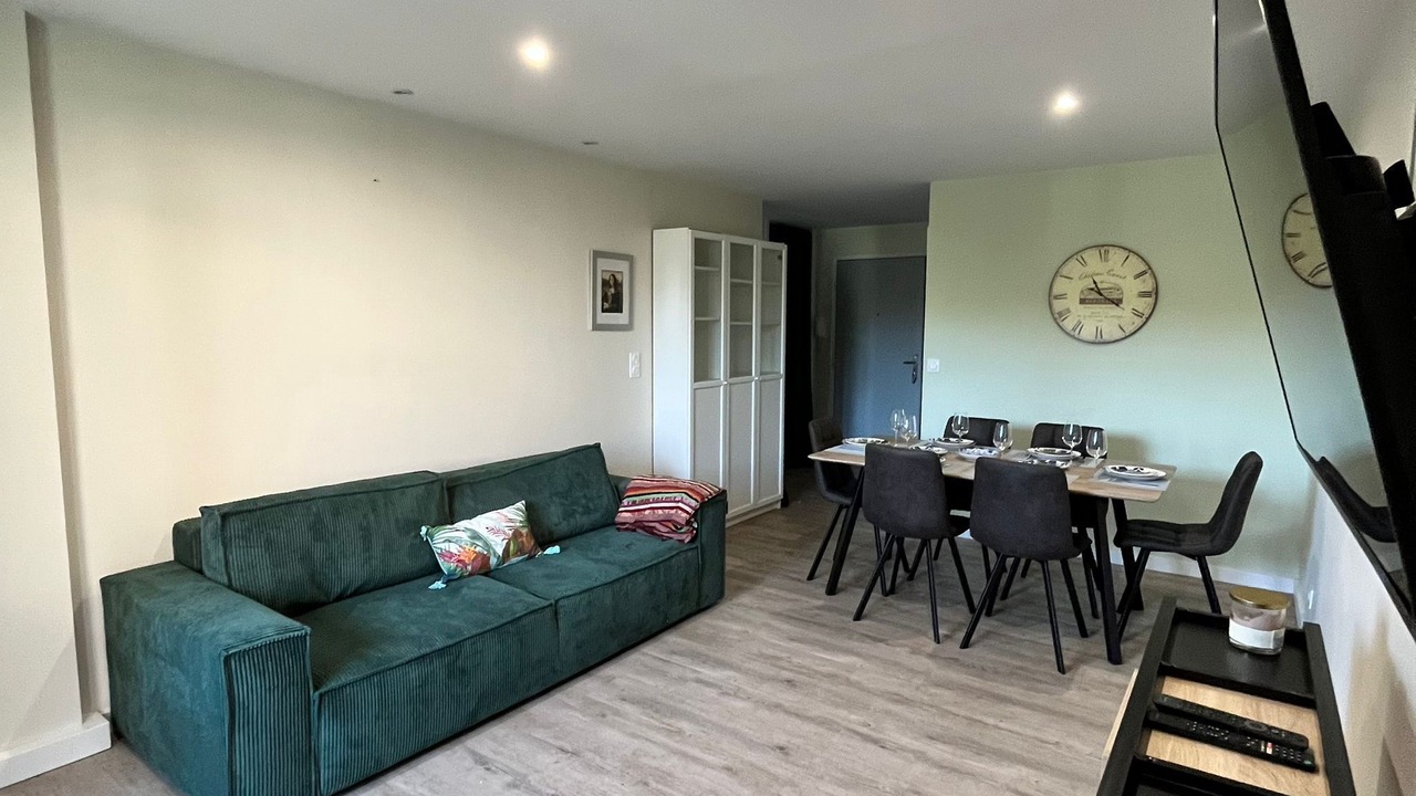 Photo of Livingroom in Bayonne