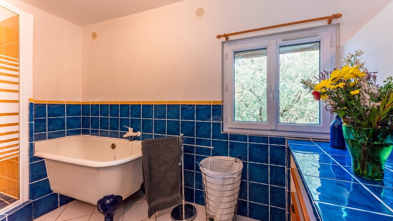 Photo of Bathroom in Brignoles