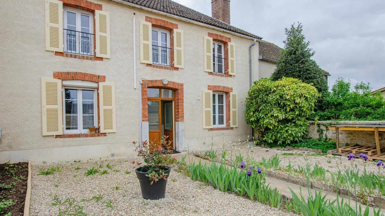 Photo of Outdoor in Jully-sur-Sarce
