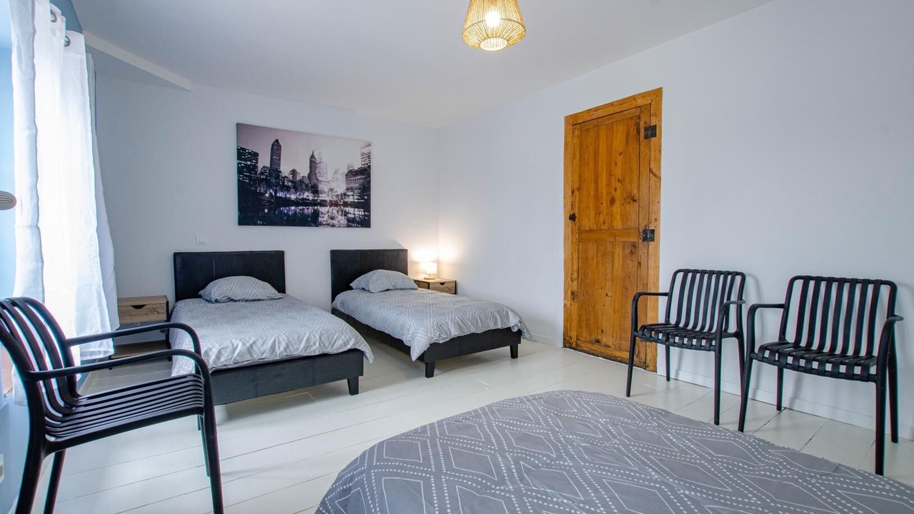 Photo of Bedroom in Jully-sur-Sarce