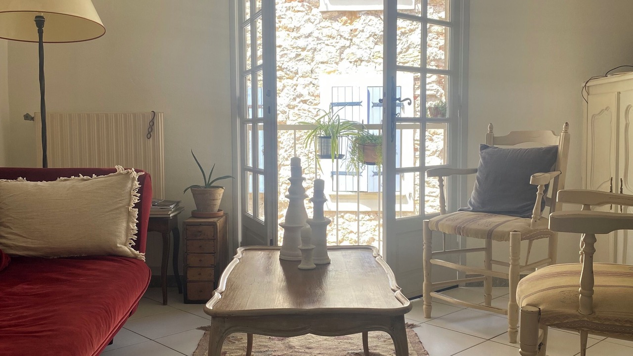 Photo of Livingroom in Ampus