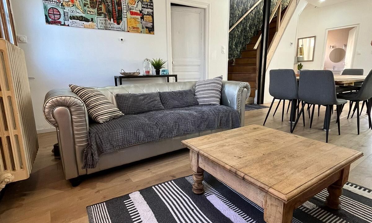 Photo of Livingroom in Chalons-en-Champagne