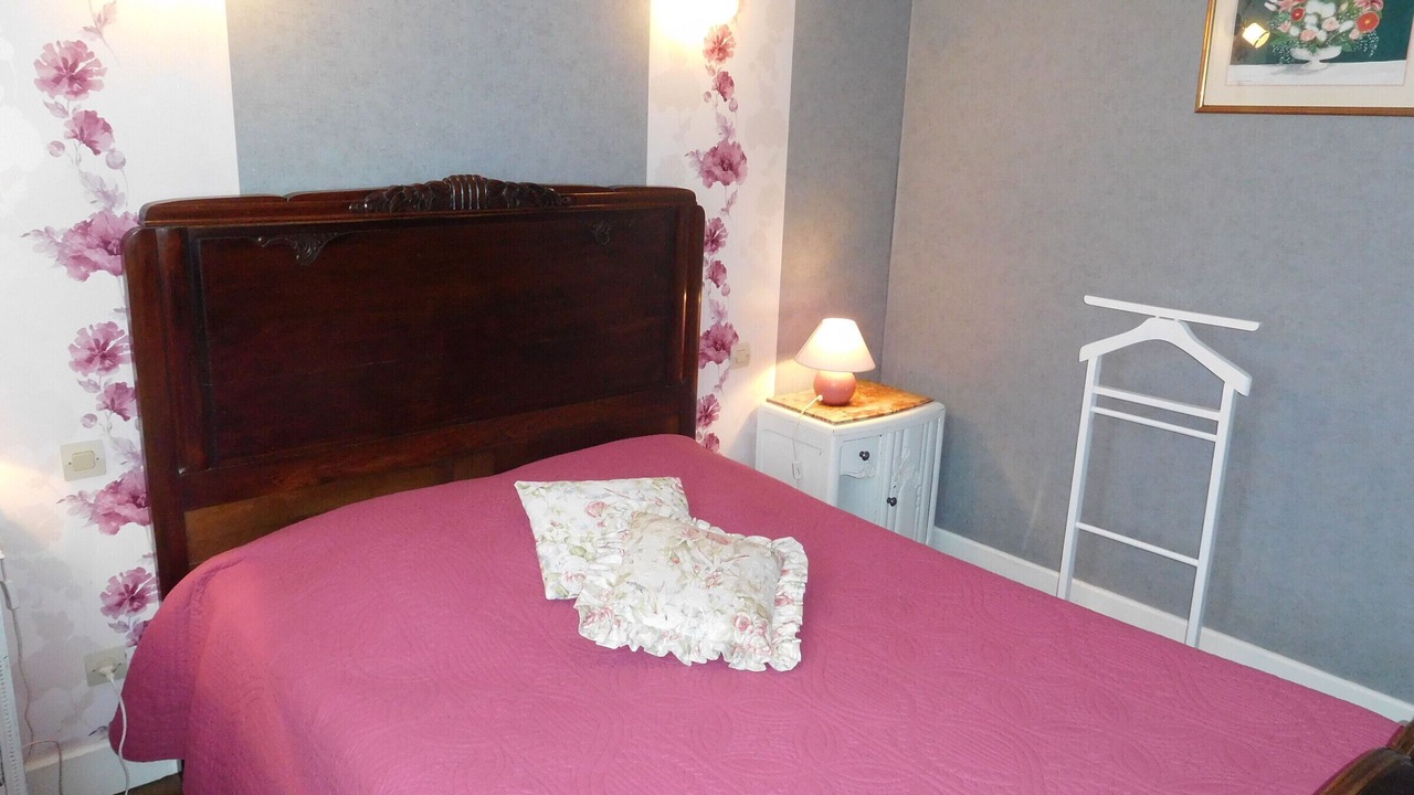 Photo of Bedroom in Richebourg