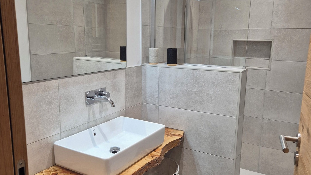 Photo of Bathroom in Esquieze-Sere