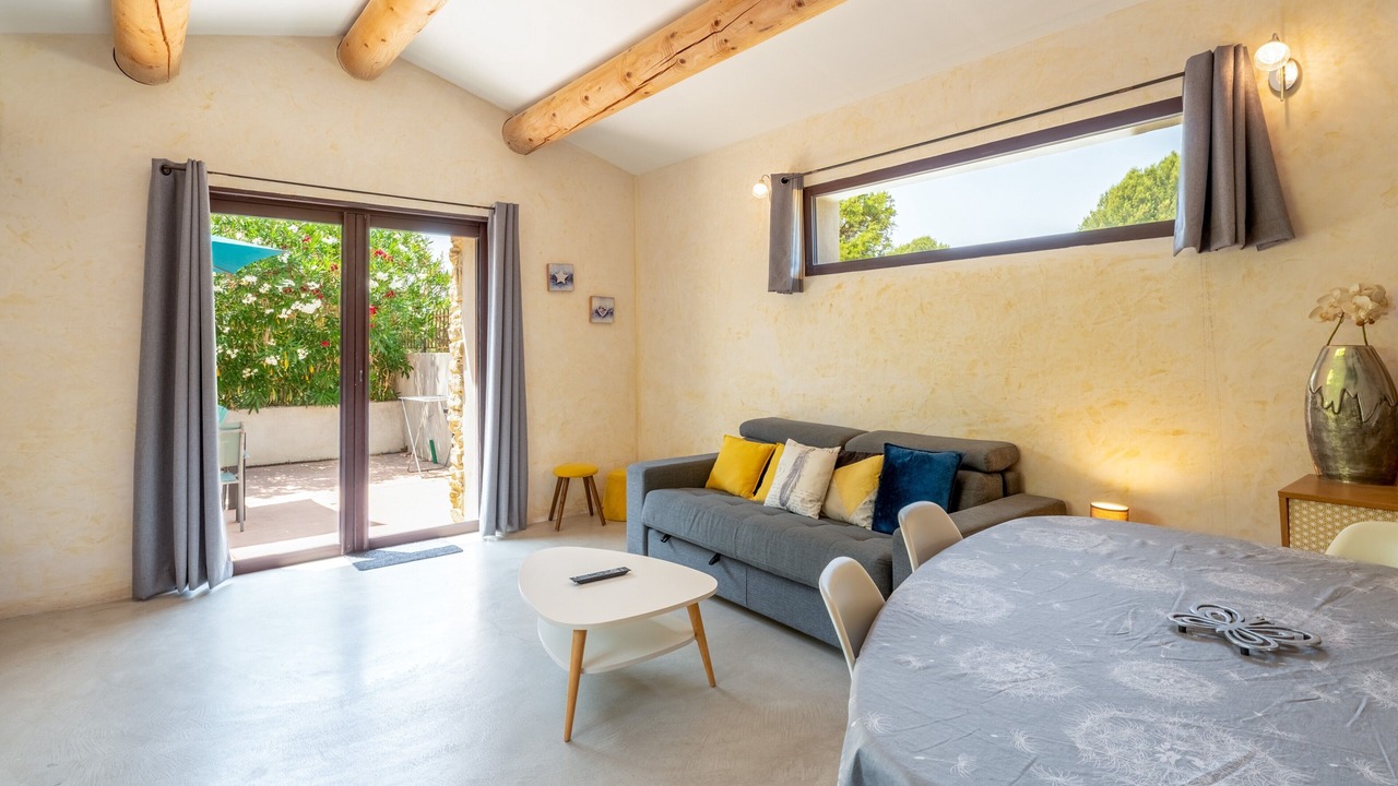 Photo of Livingroom in Saumane-de-Vaucluse
