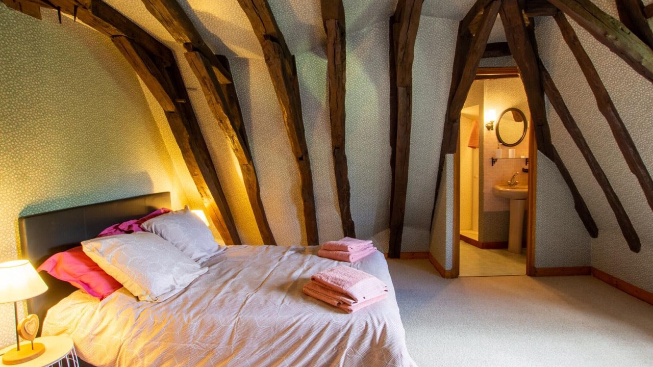 Photo of Bedroom in Thenon