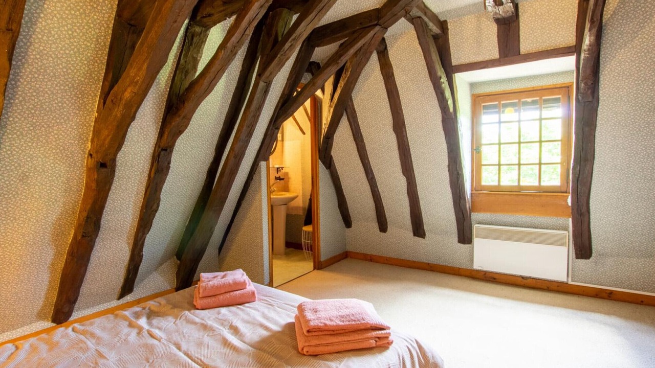 Photo of Bedroom in Thenon