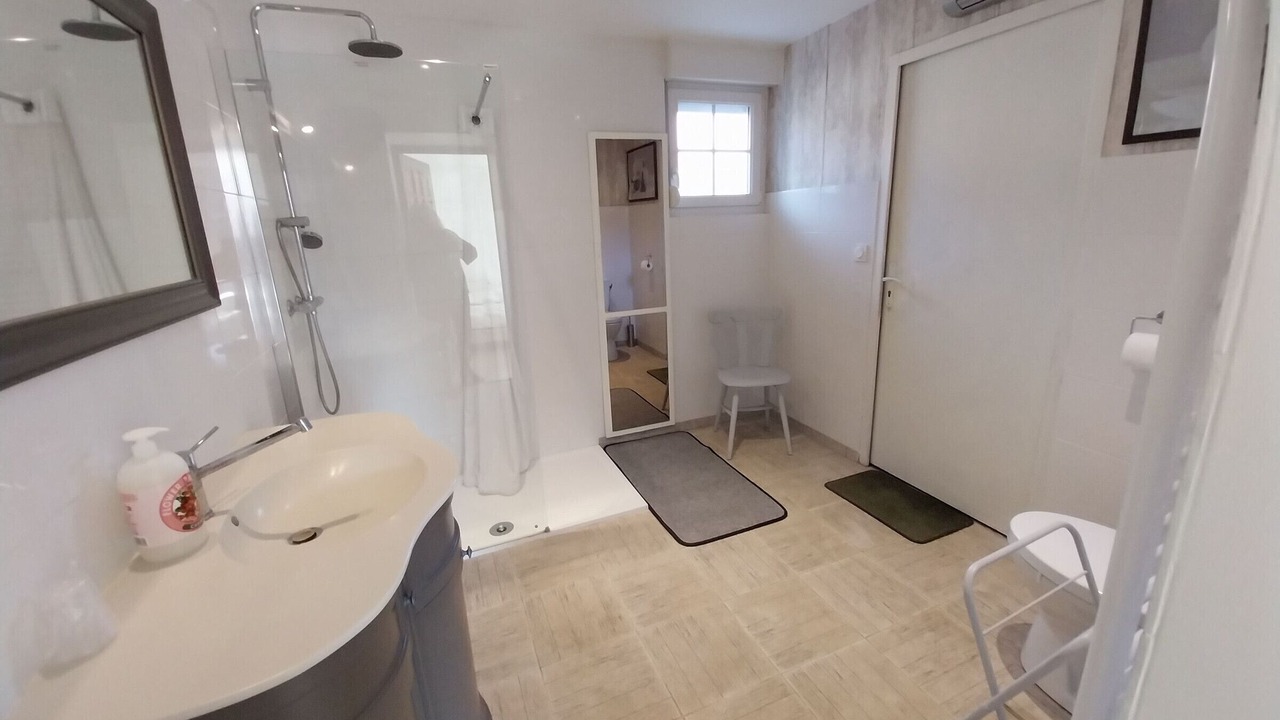 Photo of Bathroom in Blenod-les-Toul