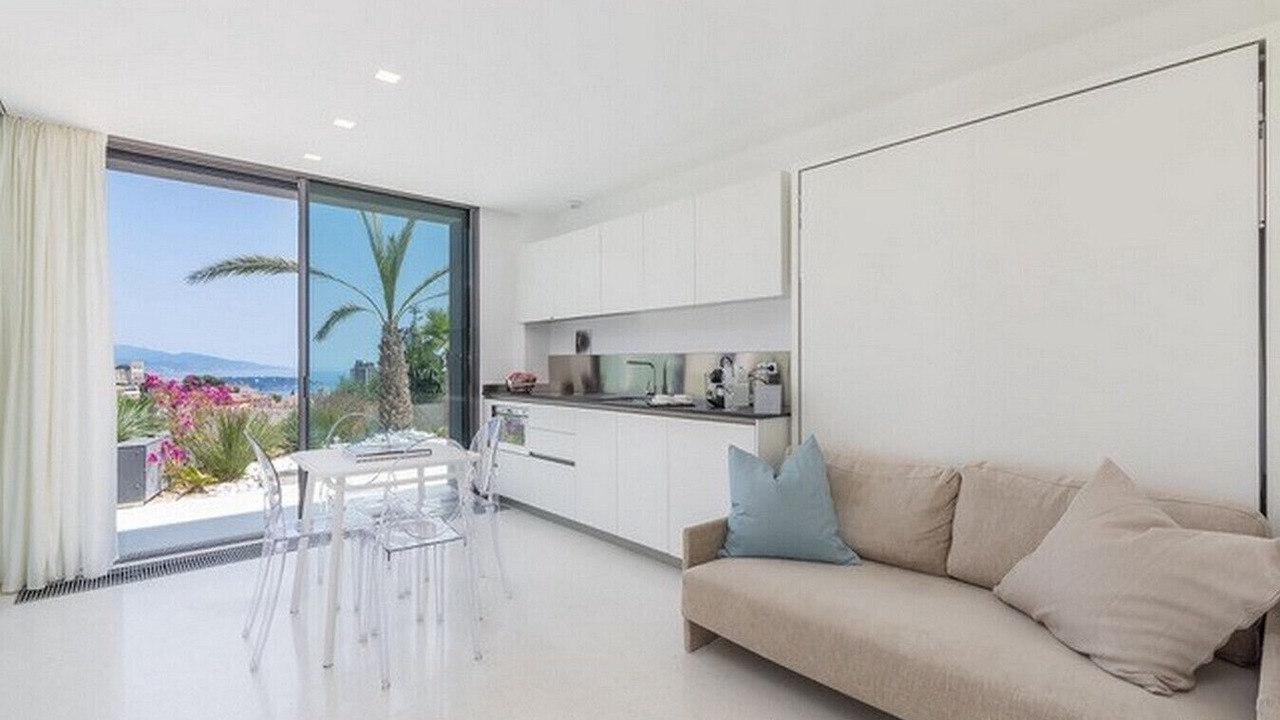 Photo of Livingroom in Beausoleil