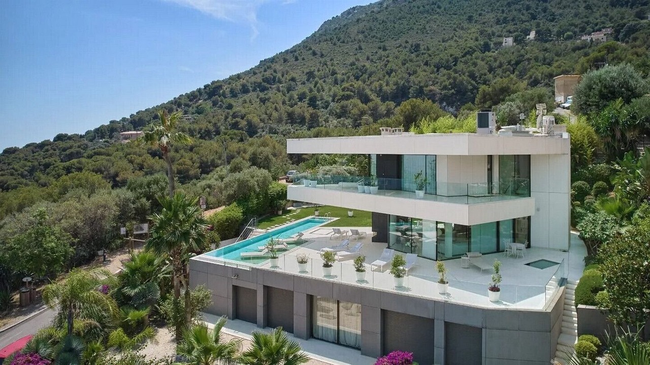 Photo of Outdoor in Beausoleil