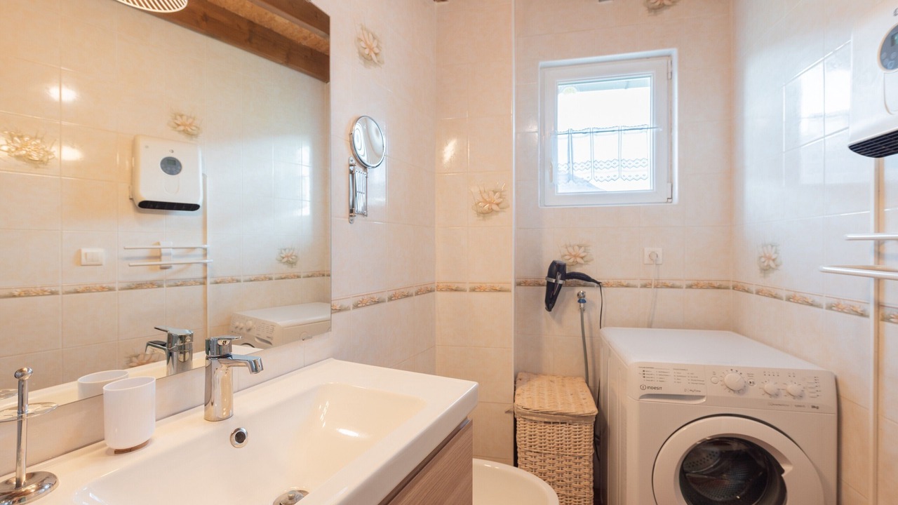 Photo of Bathroom in Antichan