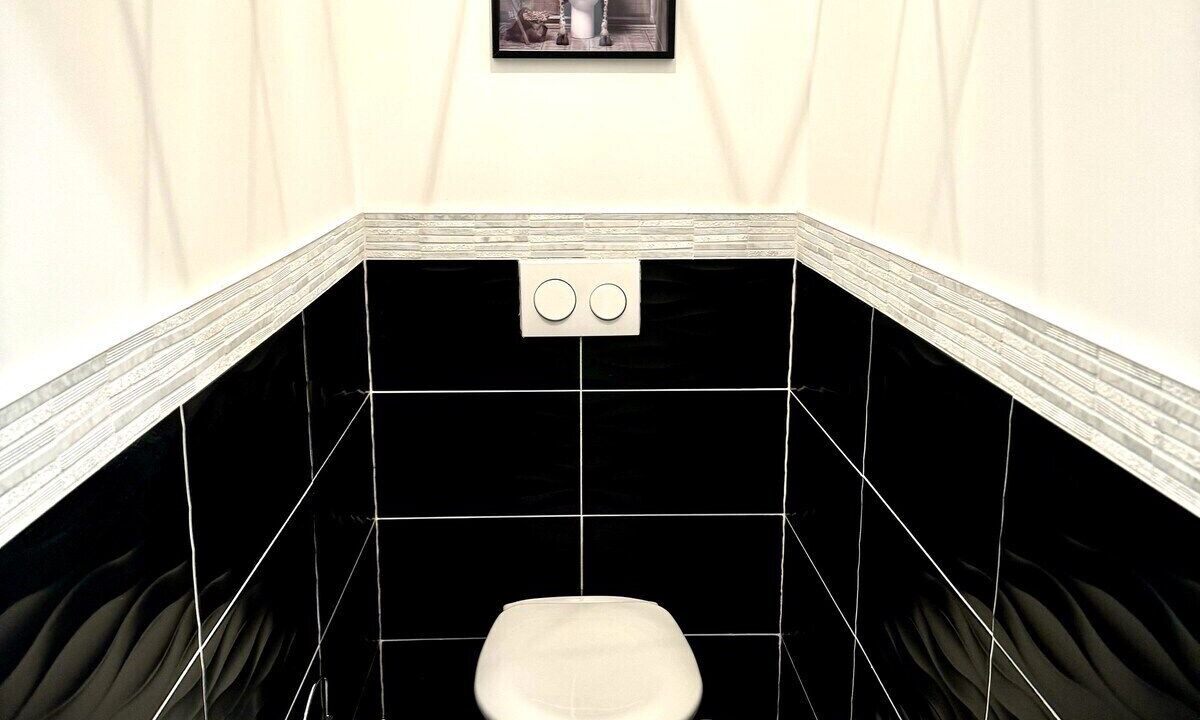 Photo of Bathroom in Verzenay