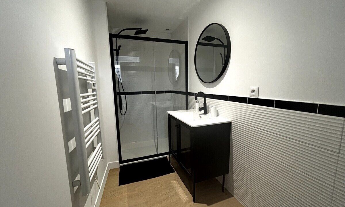 Photo of Bathroom in Verzenay