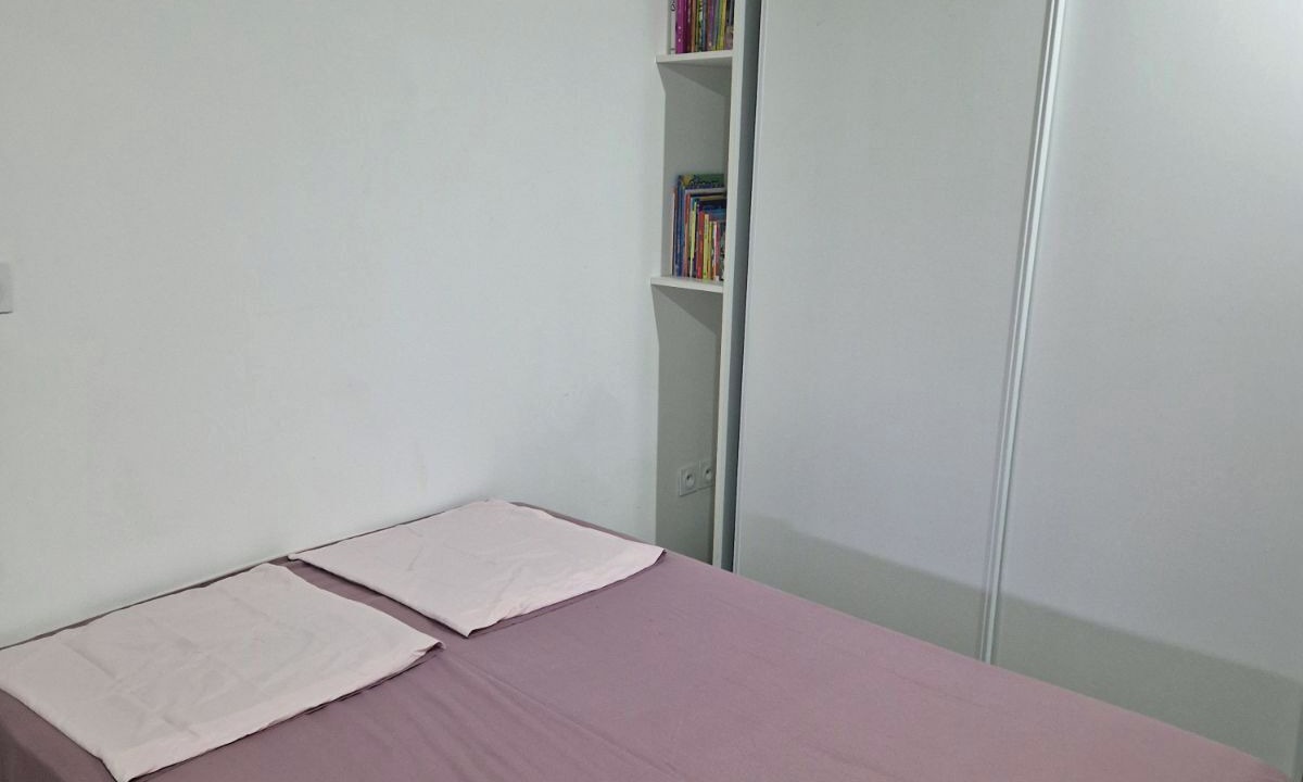 Photo of Bedroom in Chalons-en-Champagne