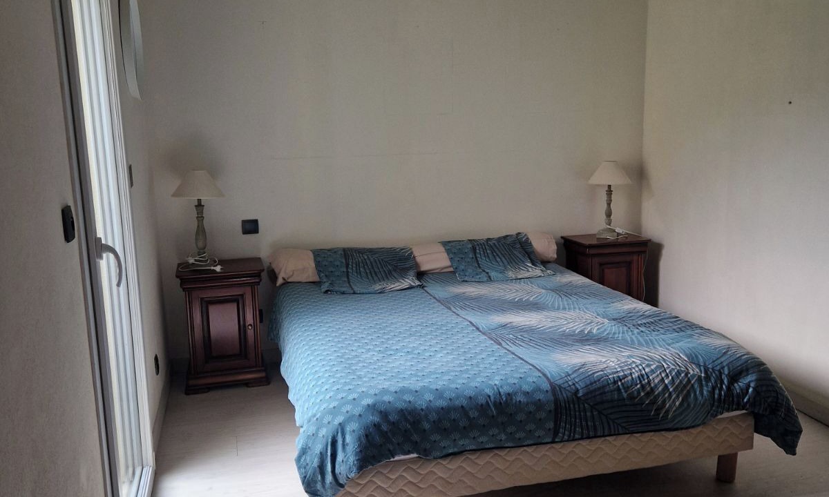 Photo of Bedroom in Chalons-en-Champagne