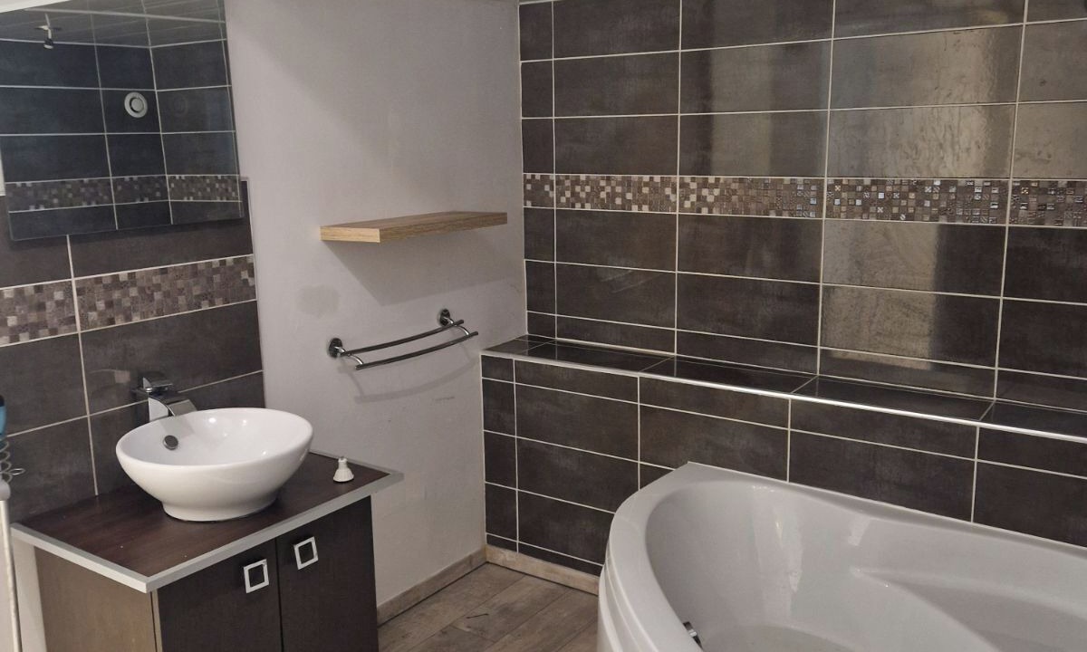 Photo of Bathroom in Chalons-en-Champagne