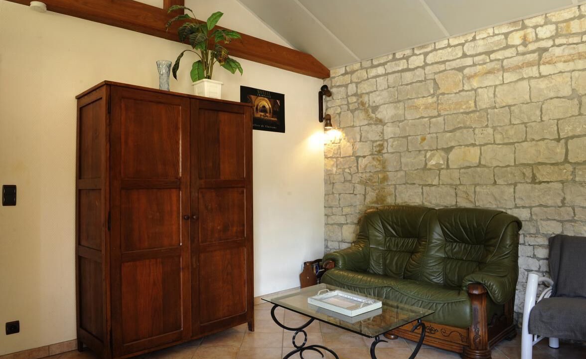 Photo of Livingroom in Colombe-le-Sec