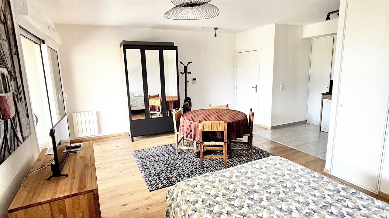 Photo of Bedroom in Domancy