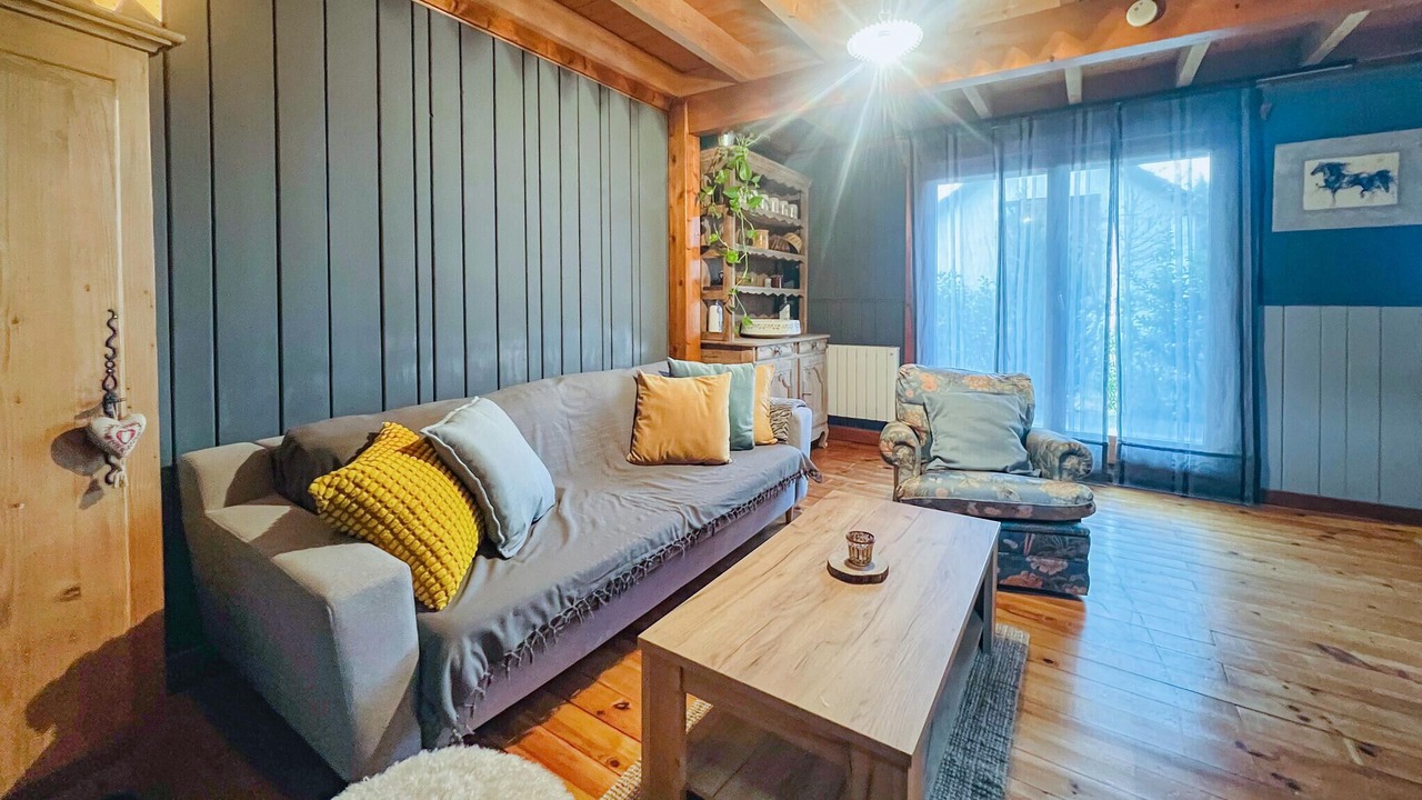 Photo of Bedroom in Langatte