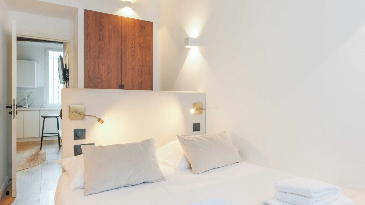 Photo of Bedroom in Sorbonne