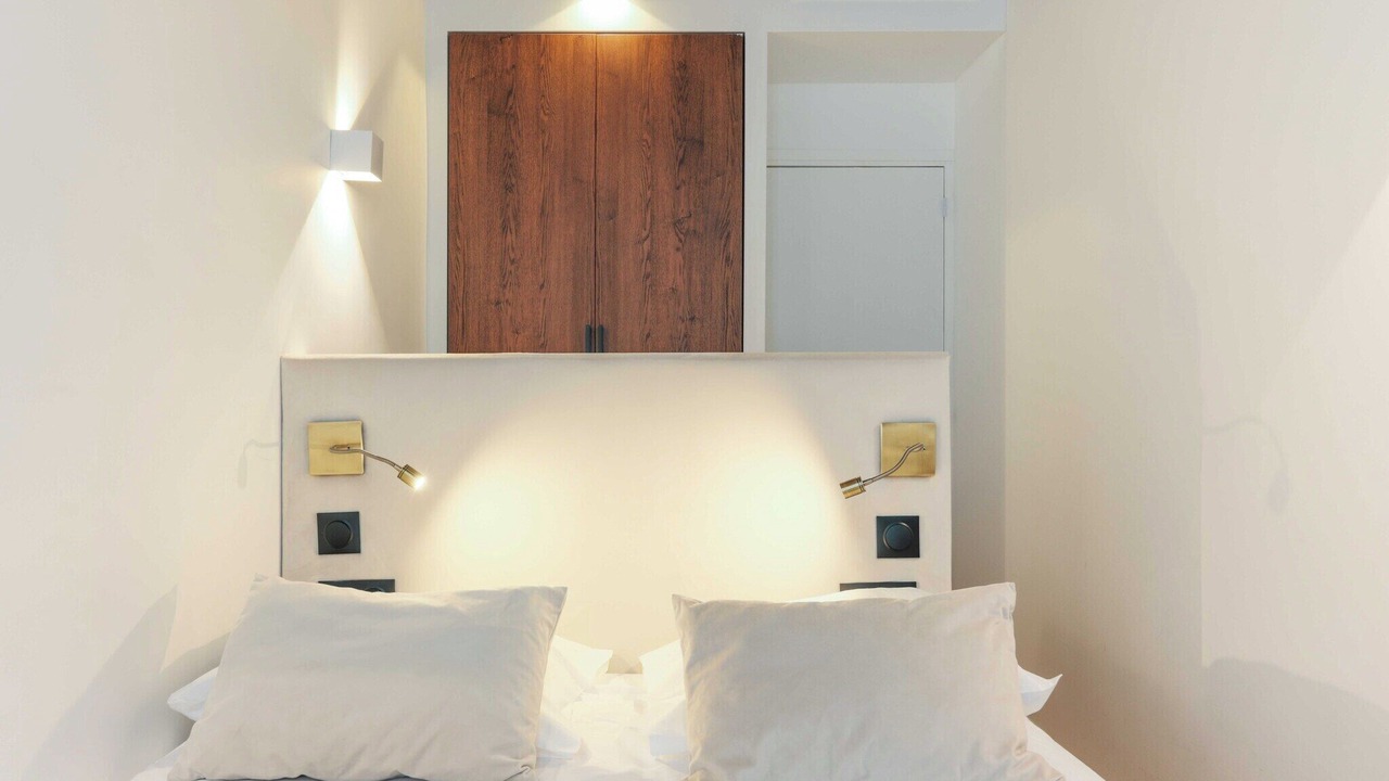 Photo of Bedroom in Sorbonne