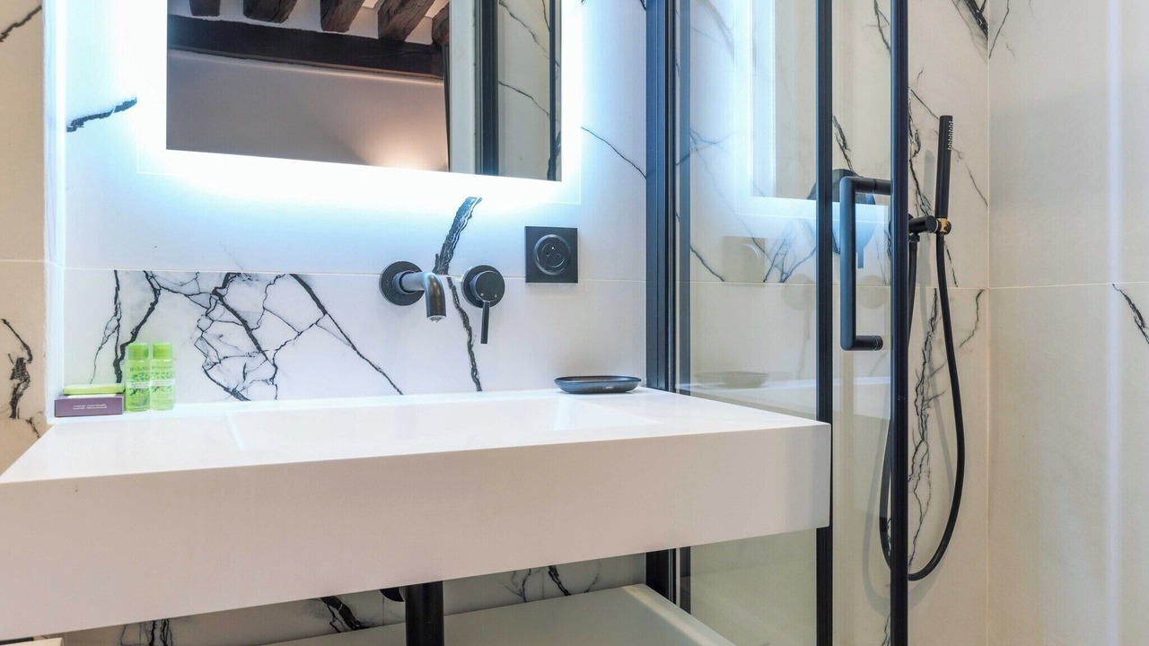 Photo of Bathroom in Sorbonne