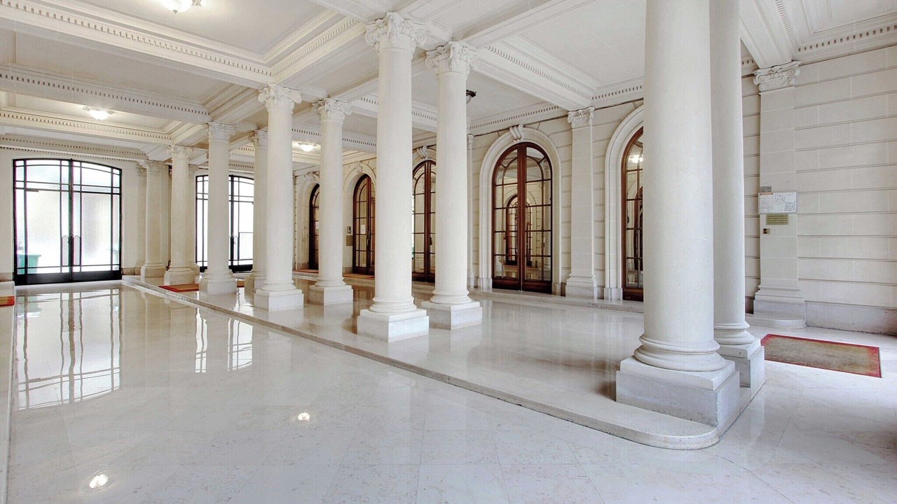 Photo of Others in Porte-Dauphine