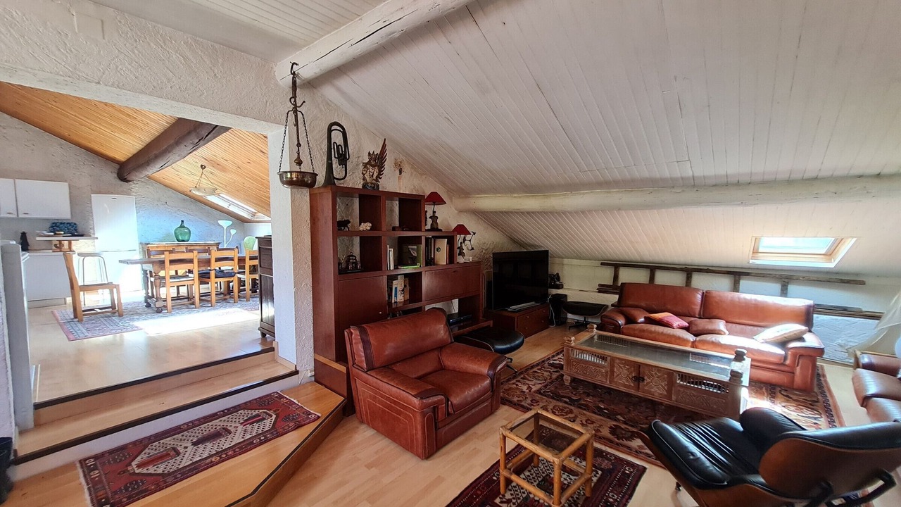 Photo of Livingroom in Bayonville-sur-Mad