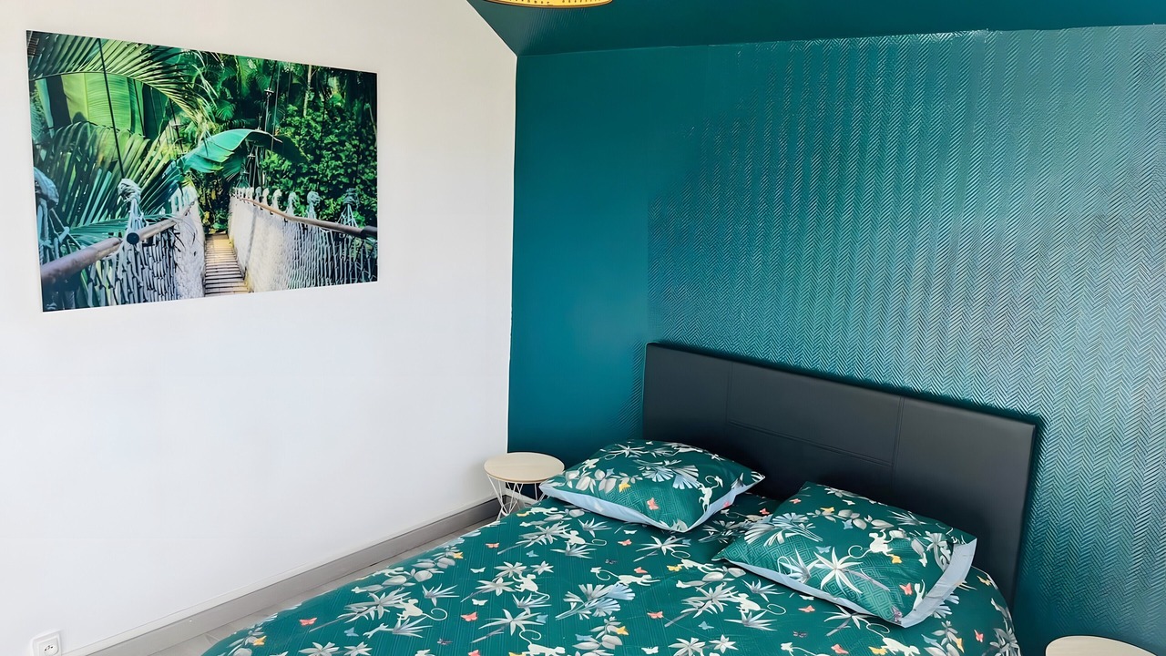 Photo of Bedroom in Saint-Florentin