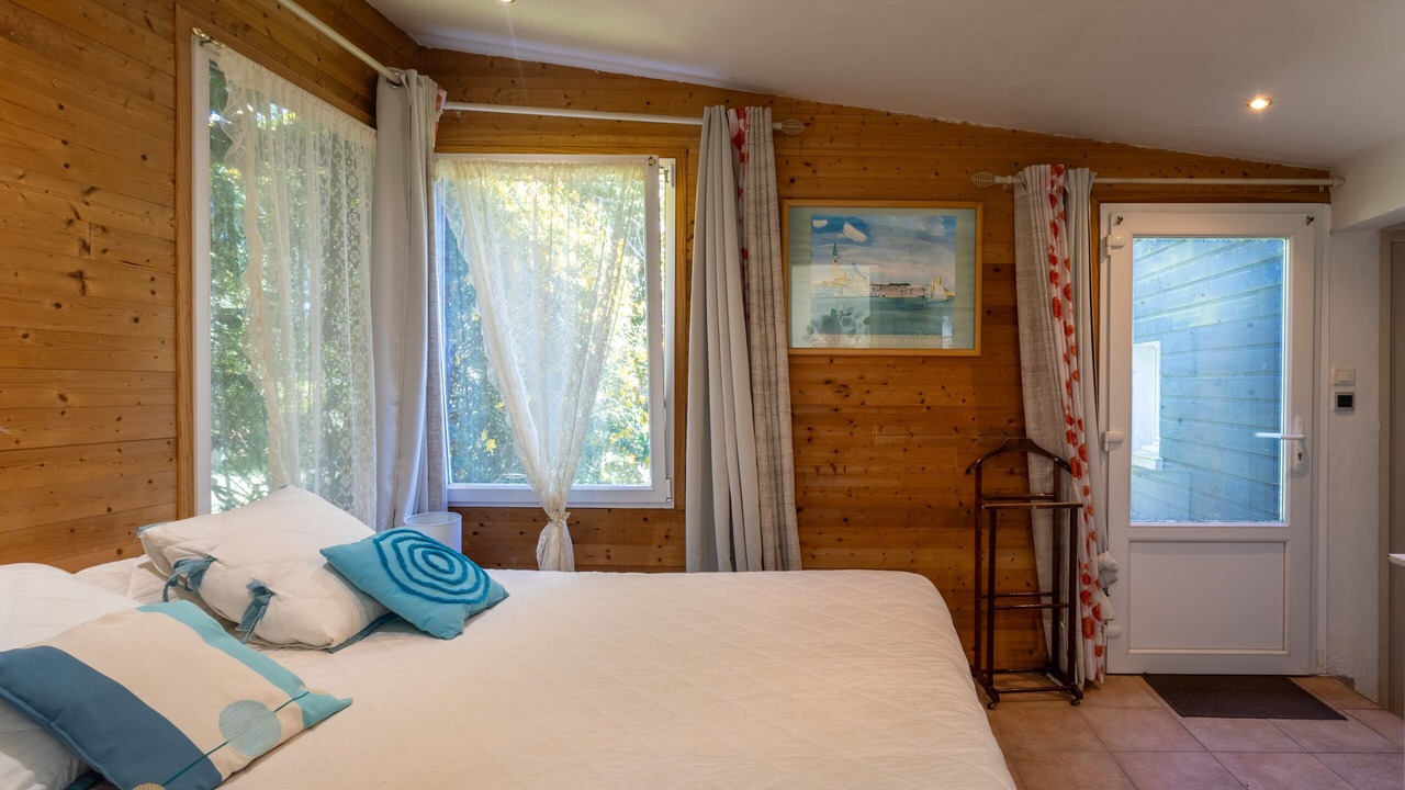 Photo of Bedroom in Lannion