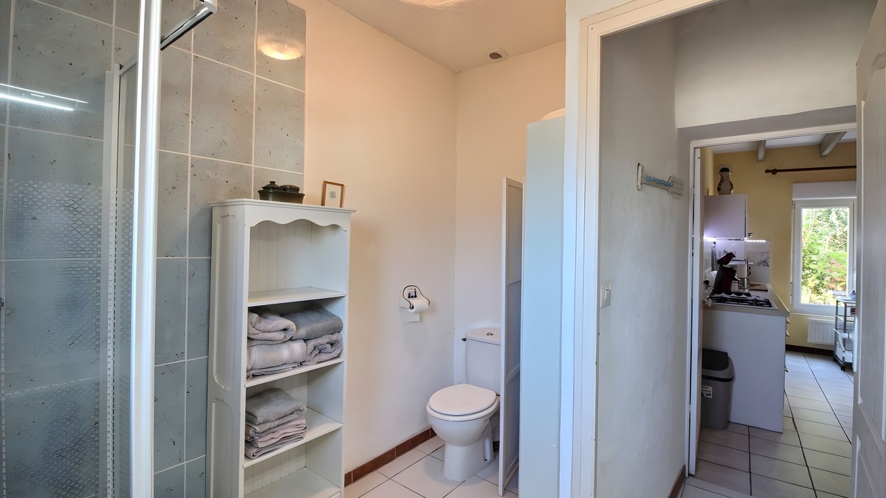 Photo of Bathroom in Lannion