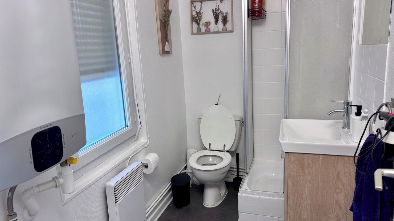 Photo of Bathroom in Cernay