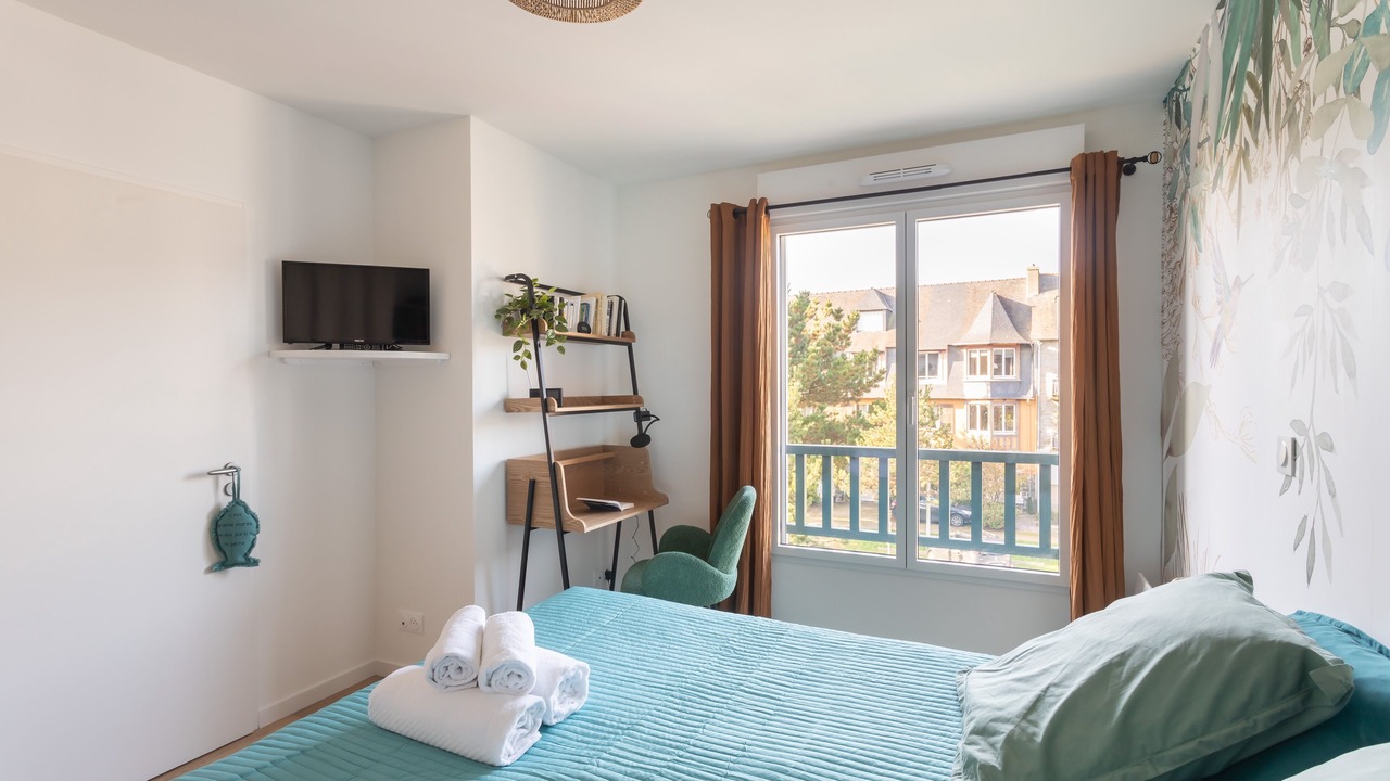 Photo of Bedroom in Sables-d'Or-les-Pins