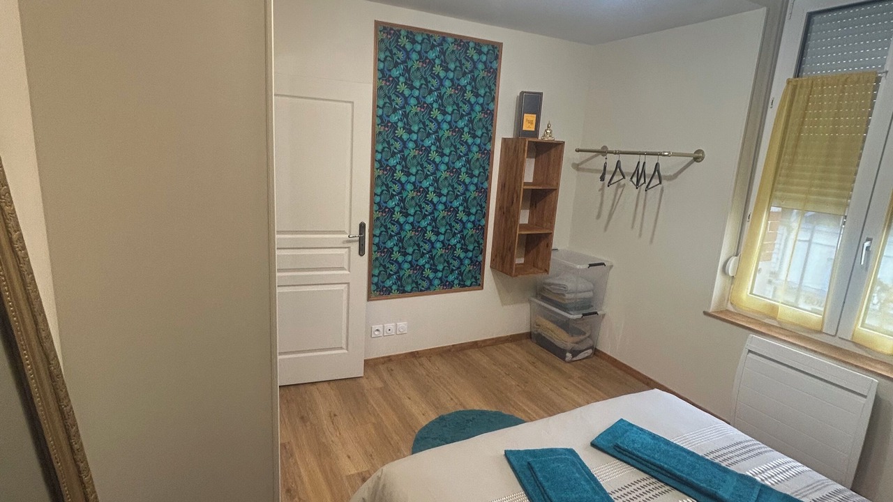 Photo of Bedroom in Ay
