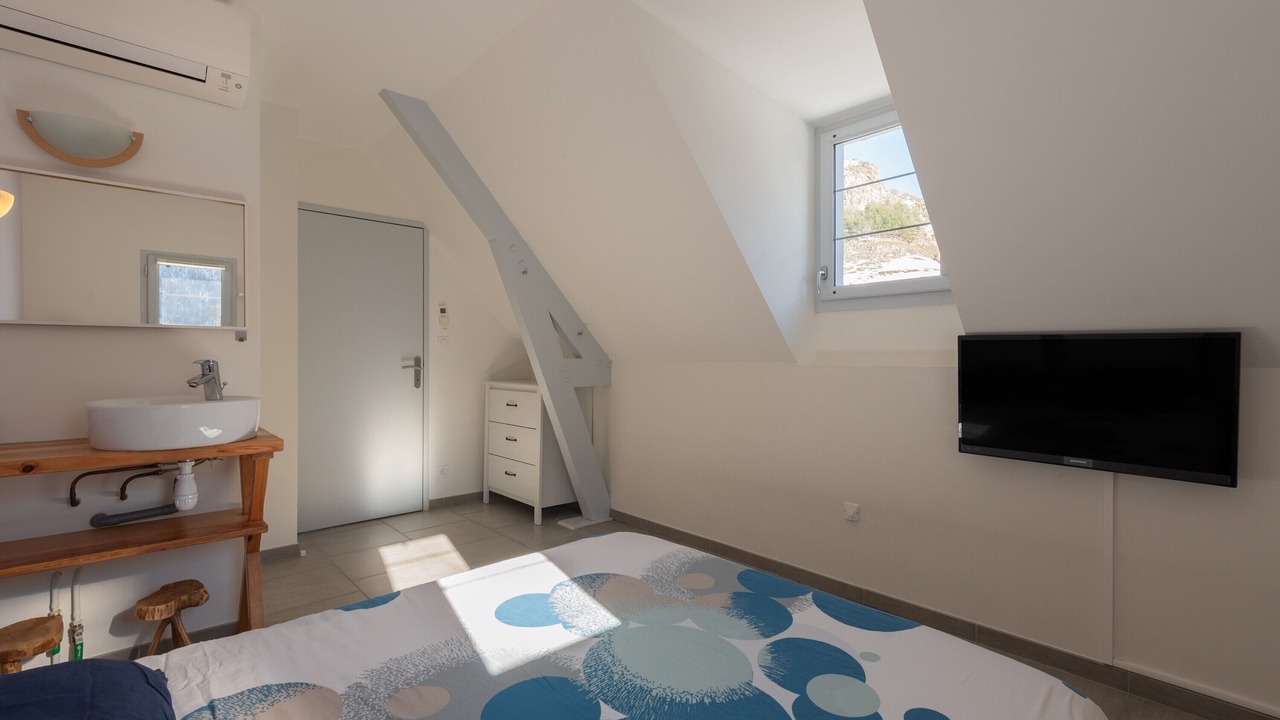 Photo of Bedroom in Sers
