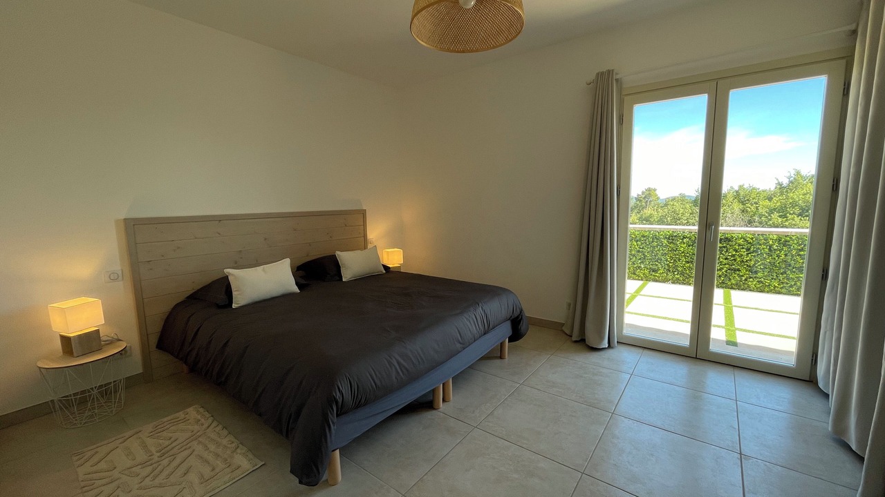 Photo of Bedroom in Saint-Cezaire-sur-Siagne