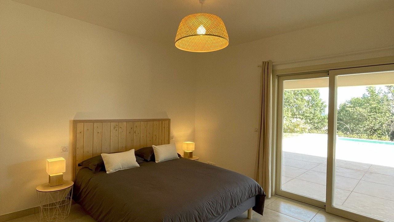 Photo of Bedroom in Saint-Cezaire-sur-Siagne