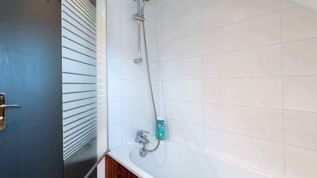 Photo of Bathroom in Plouegat-Moysan