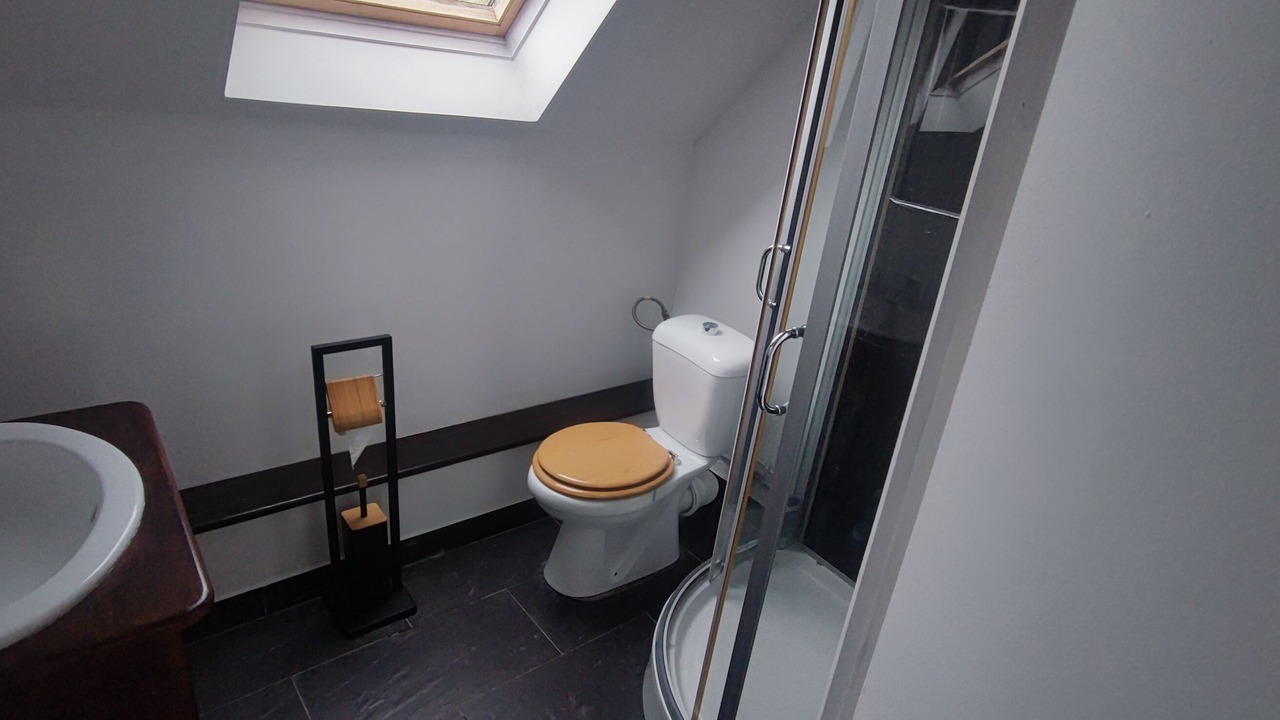 Photo of Bathroom in Trancault
