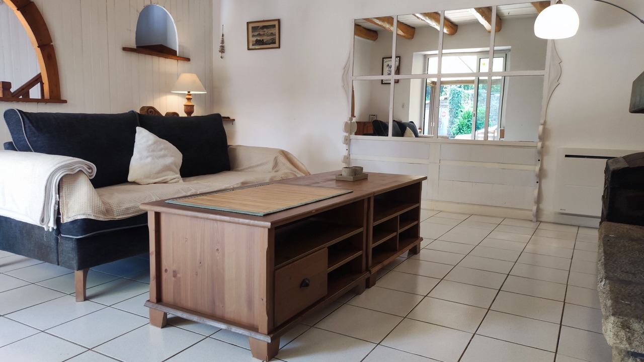 Photo of Livingroom in Pleguien