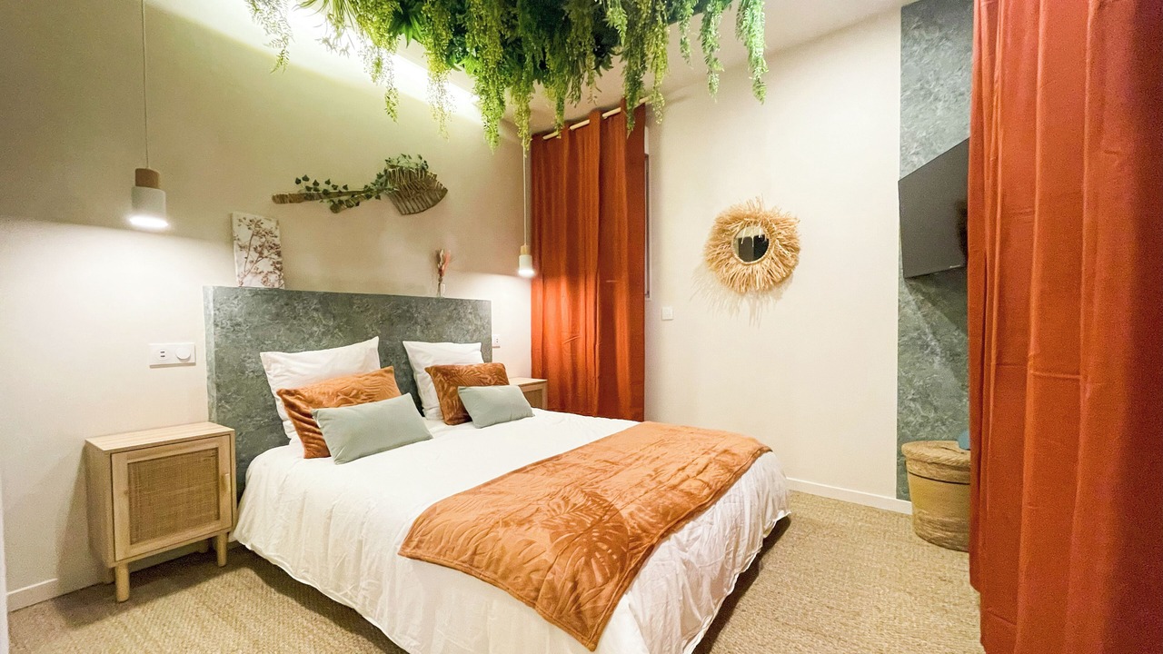 Photo of Bedroom in Troyes