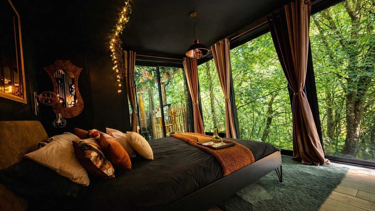 Photo of Bedroom in Illoud