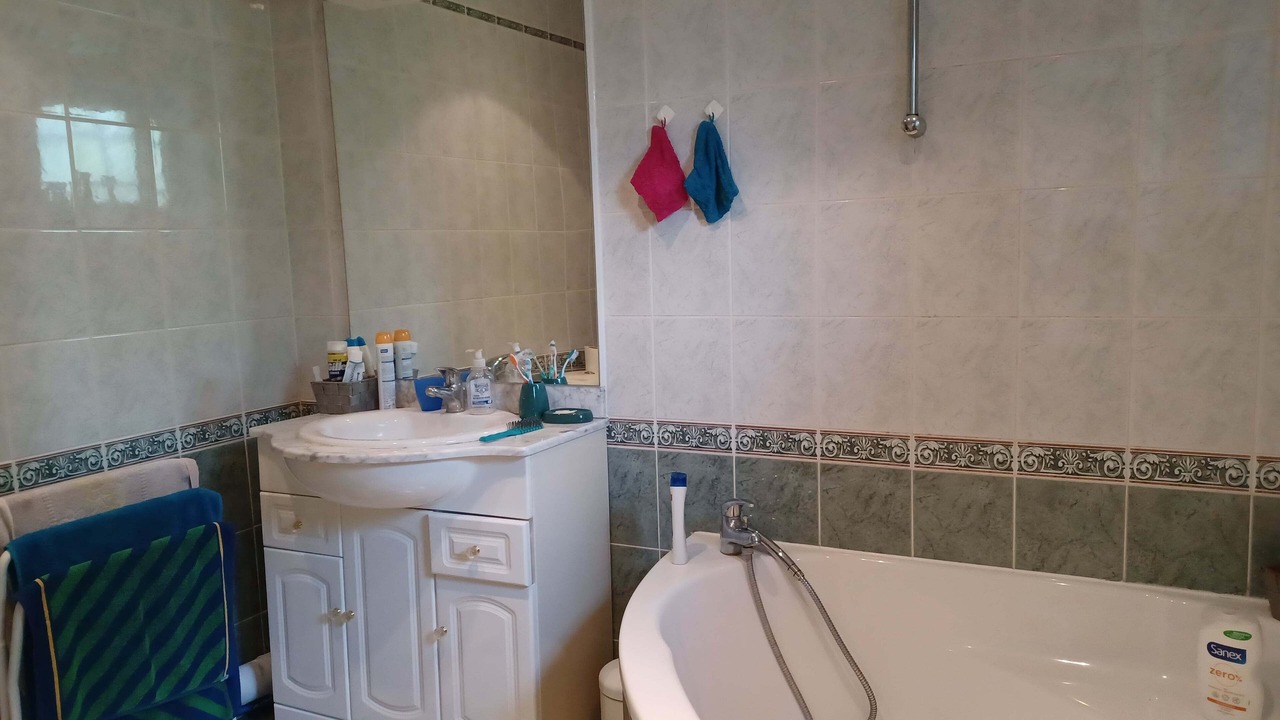 Photo of Bathroom in La Louptiere-Thenard