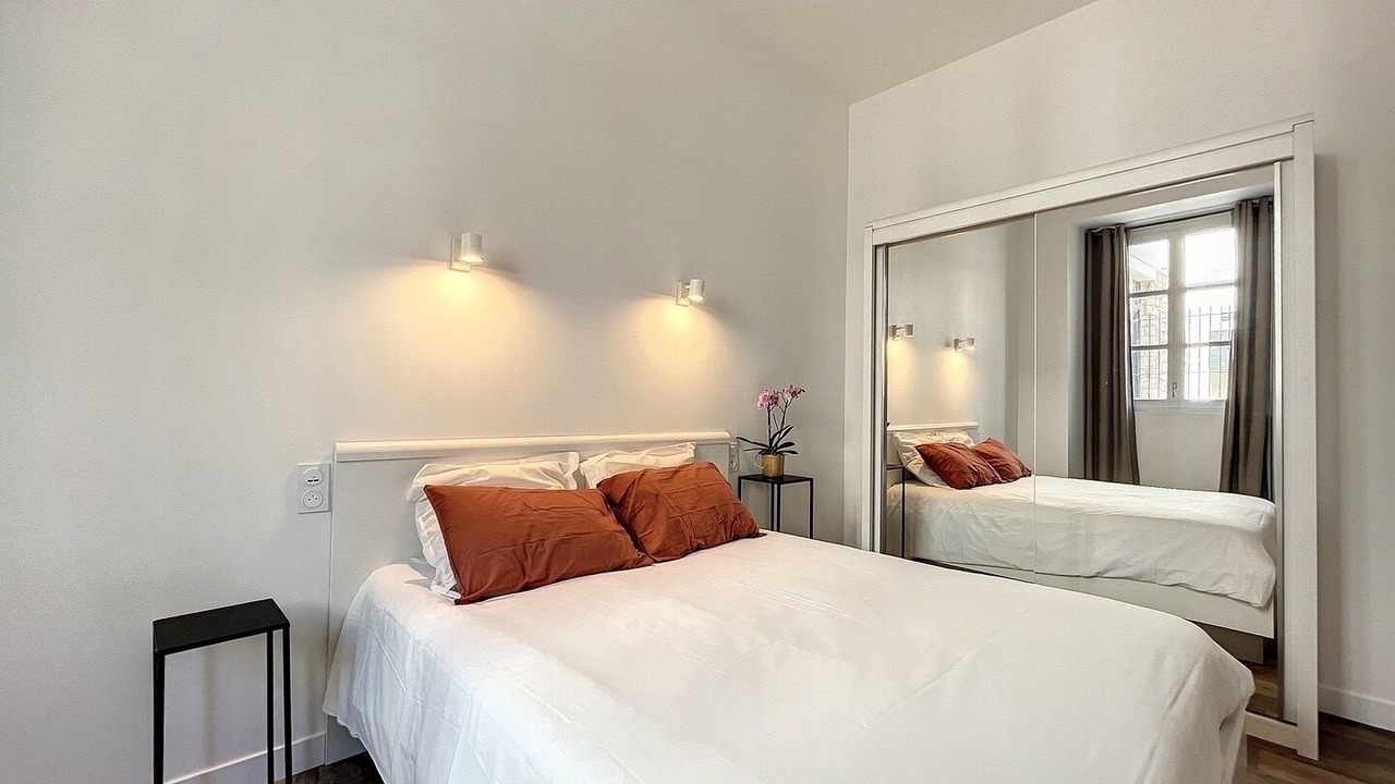 Photo of Bedroom in Sens