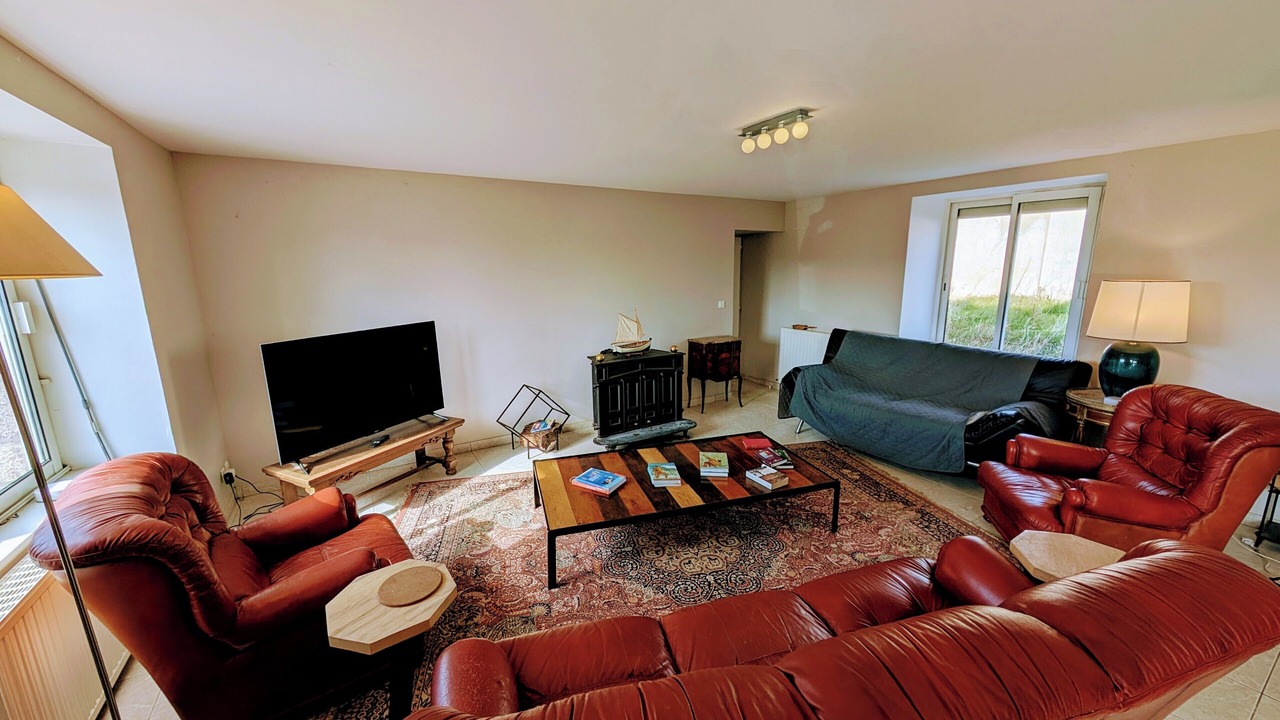 Photo of Livingroom in Frehel