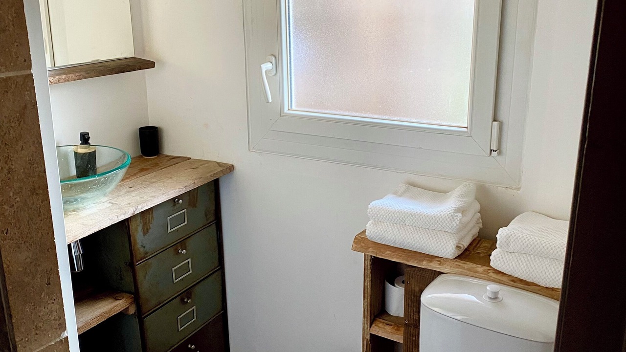 Photo of Bathroom in Evenos