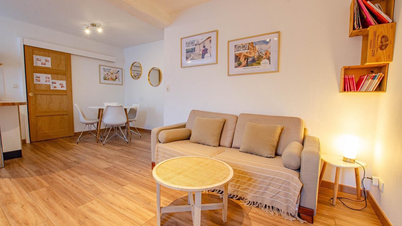 Photo of Livingroom in Troyes