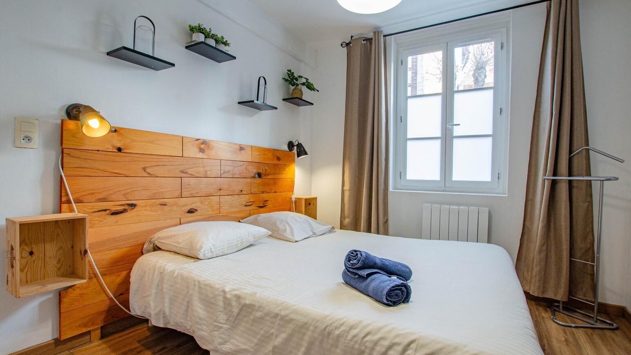 Photo of Bedroom in Troyes